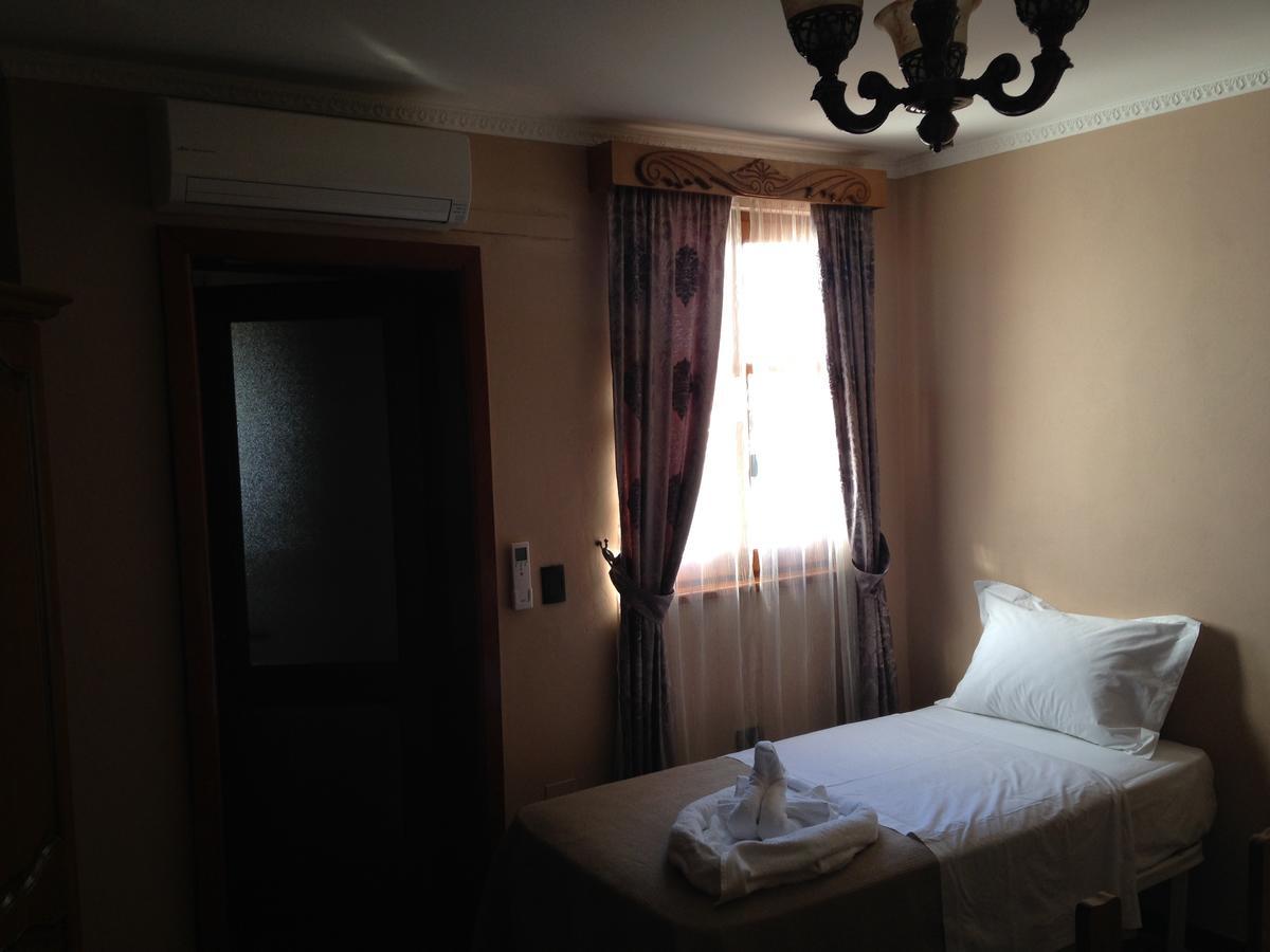 Hotel Mano Korce
